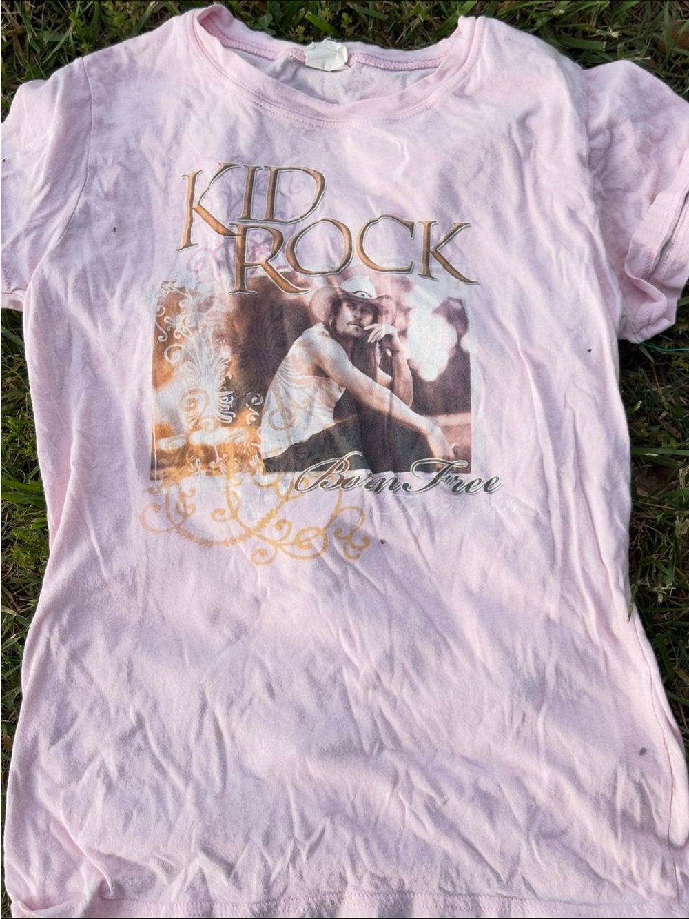 Kid Rock tee shirt country rock “born free” concert tour 2011 preloved soft